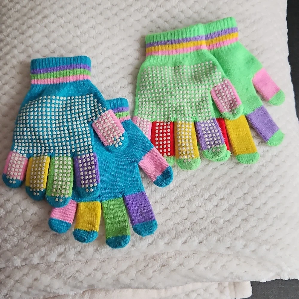 Colorful Anti-Slip Kids Gloves Set - Fits Ages 6-12